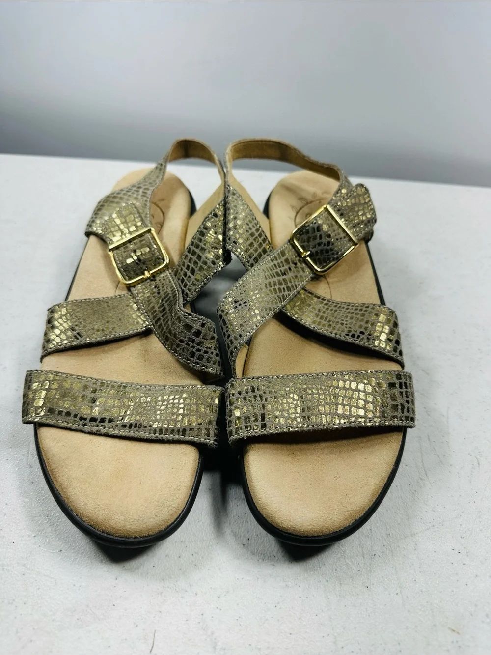 Sas Laguna Olive Gold Sandals Women Size 7 N Made Is Usa - Picture 2 of 7